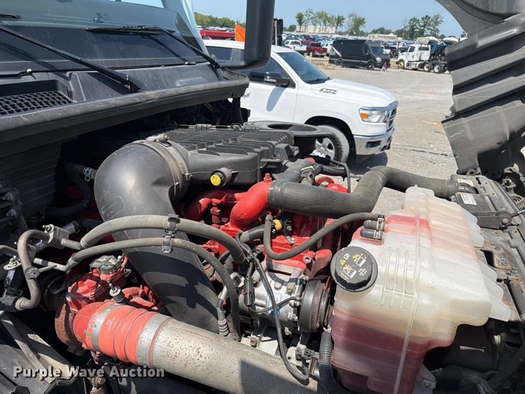 image for item YA4230 2022 International LT625 semi truck