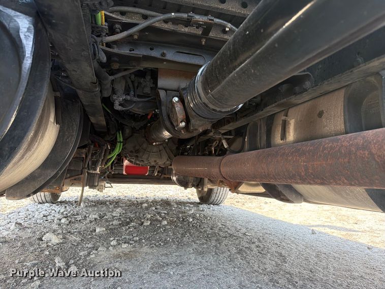 image for item YA4230 2022 International LT625 semi truck