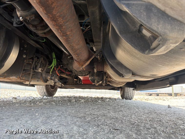 image for item YA4230 2022 International LT625 semi truck