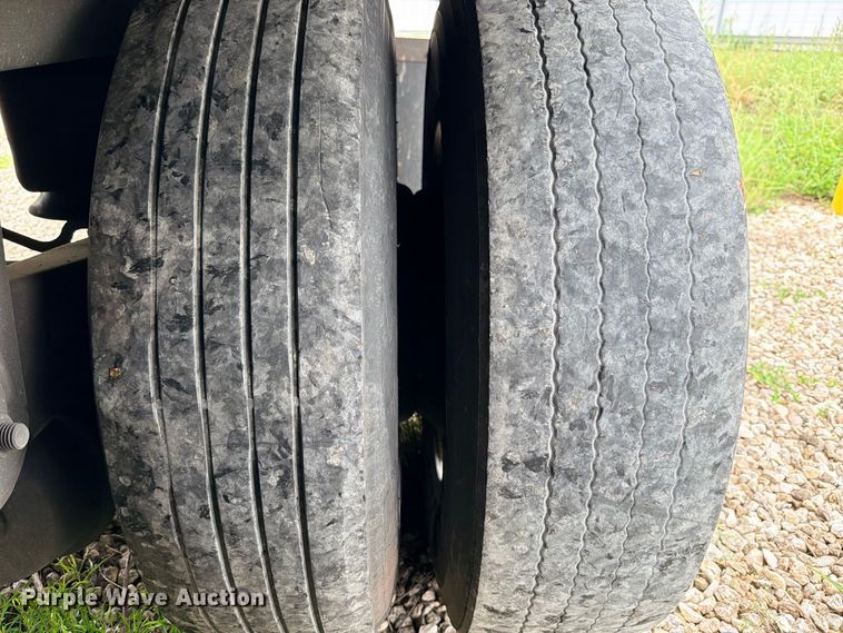 image for item YA4240 2020 Wabash DVLSHPC dry van trailer