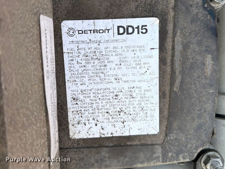image for item YA4266 2021 Freightliner Cascadia 126 semi truck