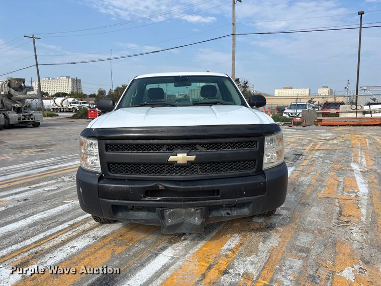 image for item DN6661 2010 Chevrolet Silverado 1500 pickup truck