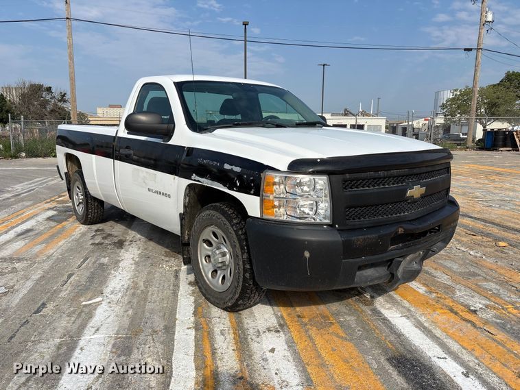 image for item DN6661 2010 Chevrolet Silverado 1500 pickup truck