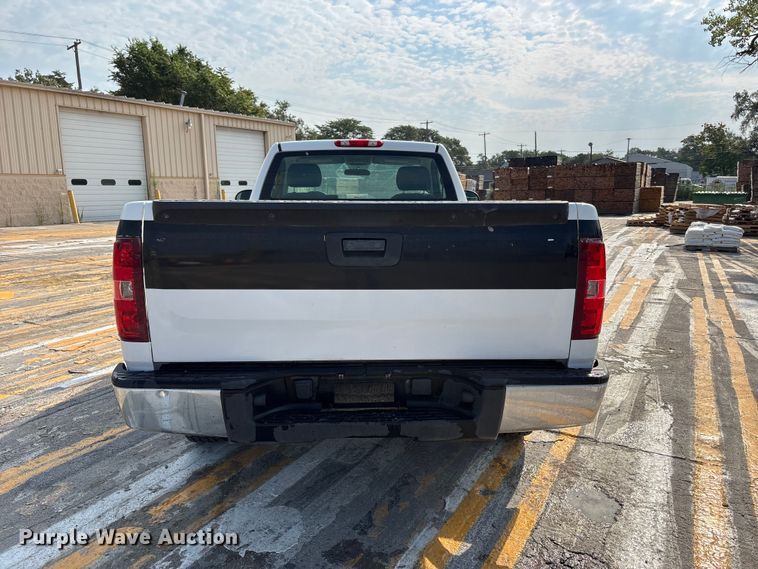 image for item DN6661 2010 Chevrolet Silverado 1500 pickup truck
