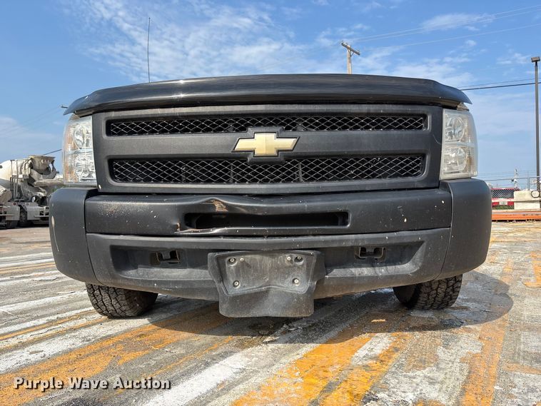 image for item DN6661 2010 Chevrolet Silverado 1500 pickup truck