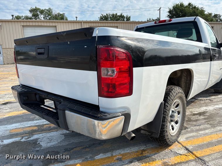 image for item DN6661 2010 Chevrolet Silverado 1500 pickup truck