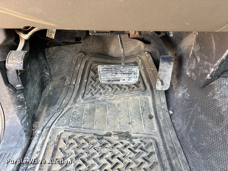 image for item DN6661 2010 Chevrolet Silverado 1500 pickup truck