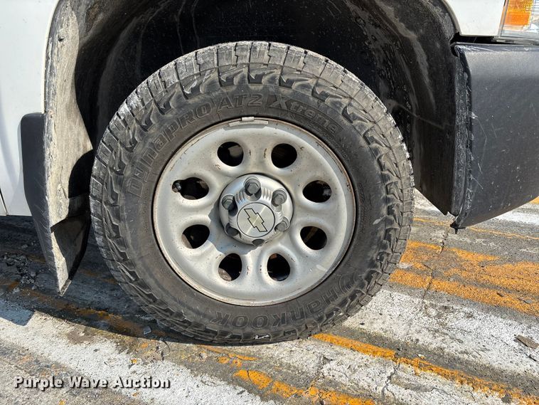 image for item DN6661 2010 Chevrolet Silverado 1500 pickup truck