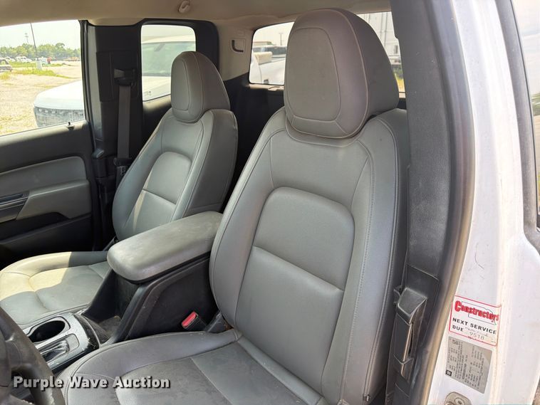 image for item DN6683 2017 Chevrolet Colorado Ext. Cab pickup truck cab and chassis