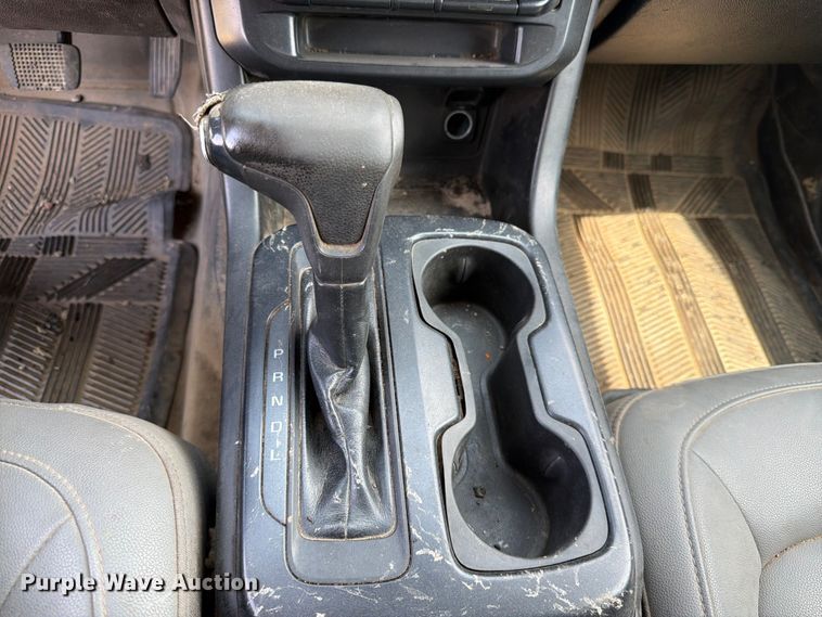image for item DN6683 2017 Chevrolet Colorado Ext. Cab pickup truck cab and chassis