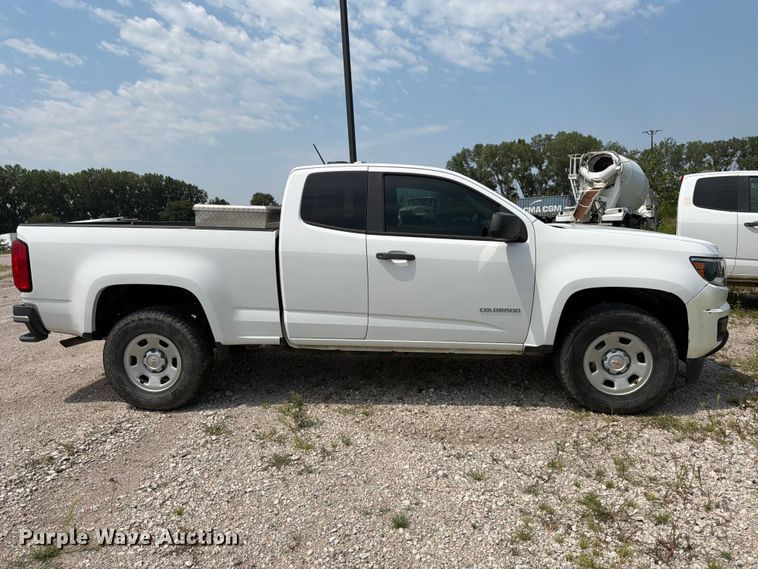 image for item DN6684 2017 Chevrolet Colorado Ext. Cab pickup truck