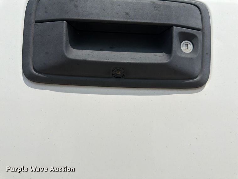 image for item DN6684 2017 Chevrolet Colorado Ext. Cab pickup truck
