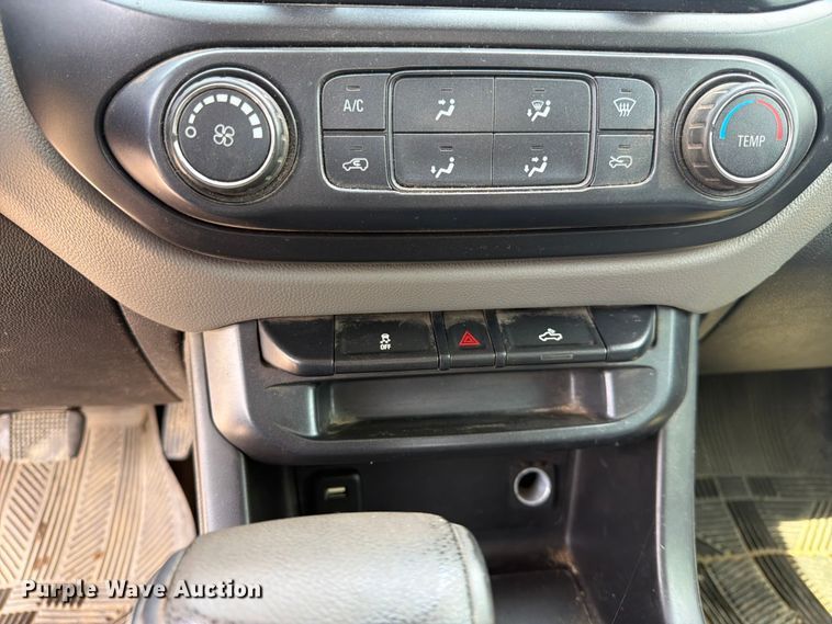 image for item DN6684 2017 Chevrolet Colorado Ext. Cab pickup truck