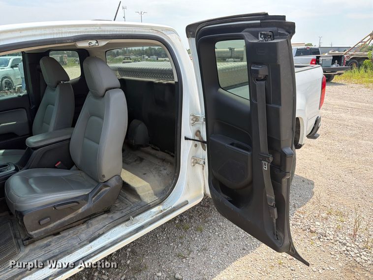 image for item DN6684 2017 Chevrolet Colorado Ext. Cab pickup truck