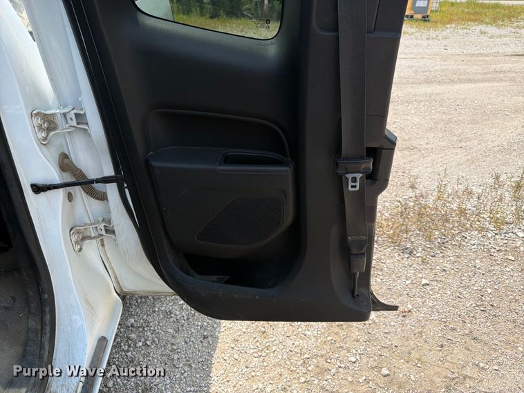 image for item DN6684 2017 Chevrolet Colorado Ext. Cab pickup truck