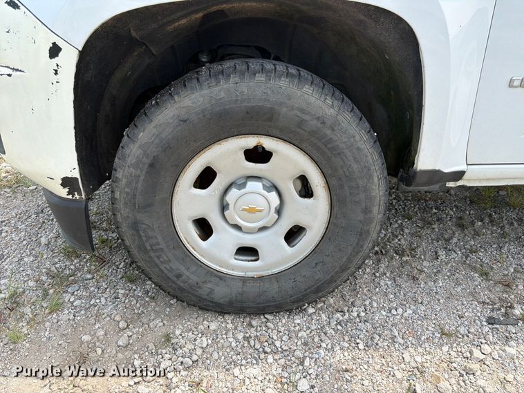 image for item DN6684 2017 Chevrolet Colorado Ext. Cab pickup truck
