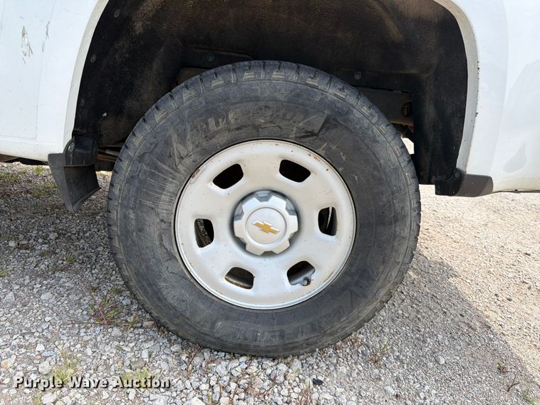 image for item DN6684 2017 Chevrolet Colorado Ext. Cab pickup truck