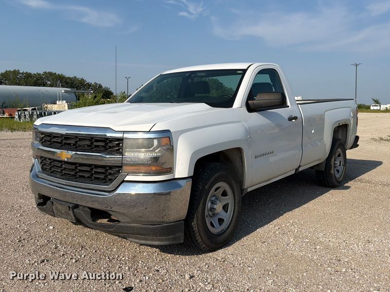2016 Chevrolet Silverado 1500 pickup truck