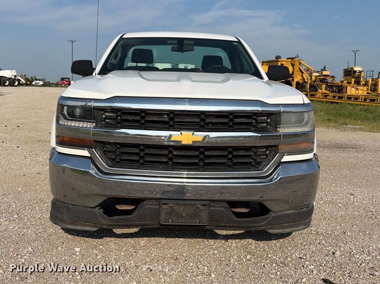 image for item DN6692 2016 Chevrolet Silverado 1500 pickup truck