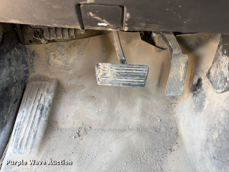 image for item DN6692 2016 Chevrolet Silverado 1500 pickup truck