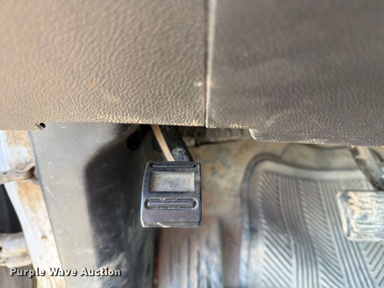 image for item DN6692 2016 Chevrolet Silverado 1500 pickup truck