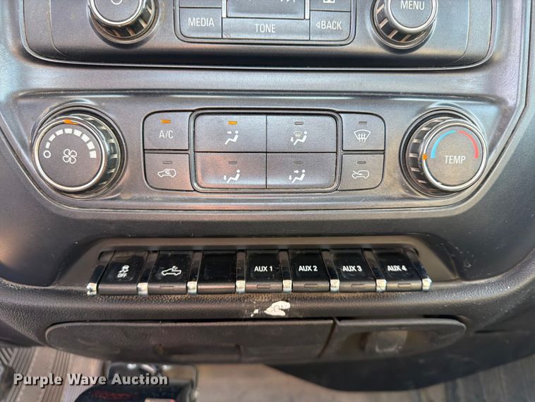 image for item DN6692 2016 Chevrolet Silverado 1500 pickup truck