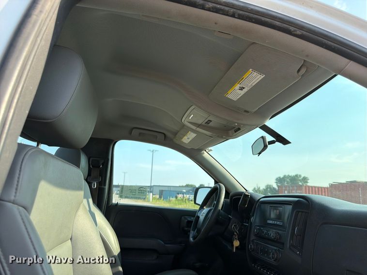 image for item DN6692 2016 Chevrolet Silverado 1500 pickup truck