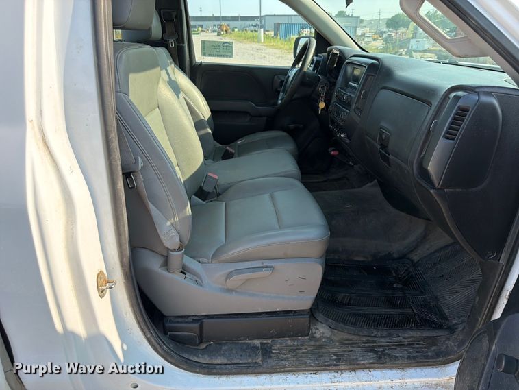 image for item DN6692 2016 Chevrolet Silverado 1500 pickup truck