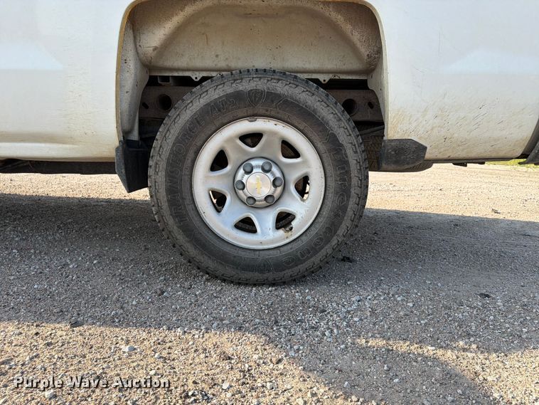 image for item DN6692 2016 Chevrolet Silverado 1500 pickup truck