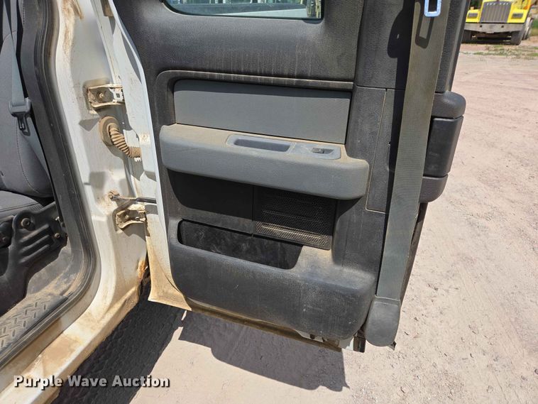 image for item DP8954 2012 Ford F150 Ext. Cab pickup truck