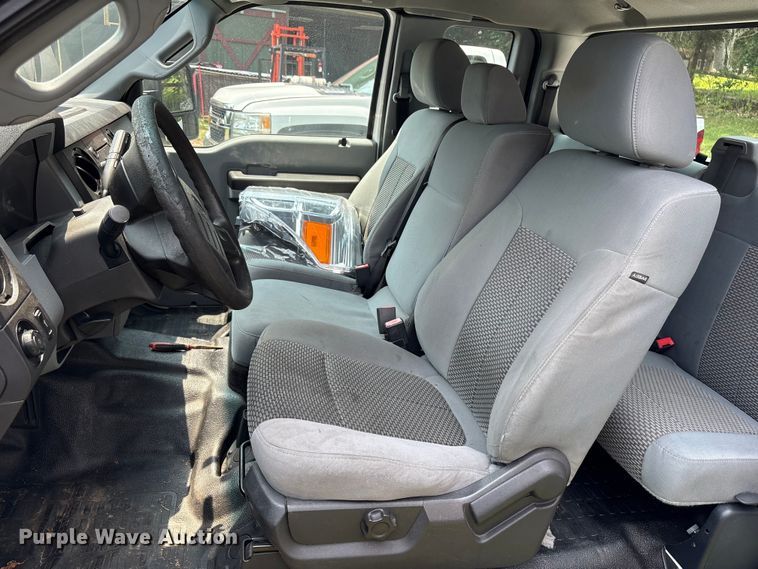 image for item DT2905 2015 Ford F250 Super Duty Ext. Cab pickup truck