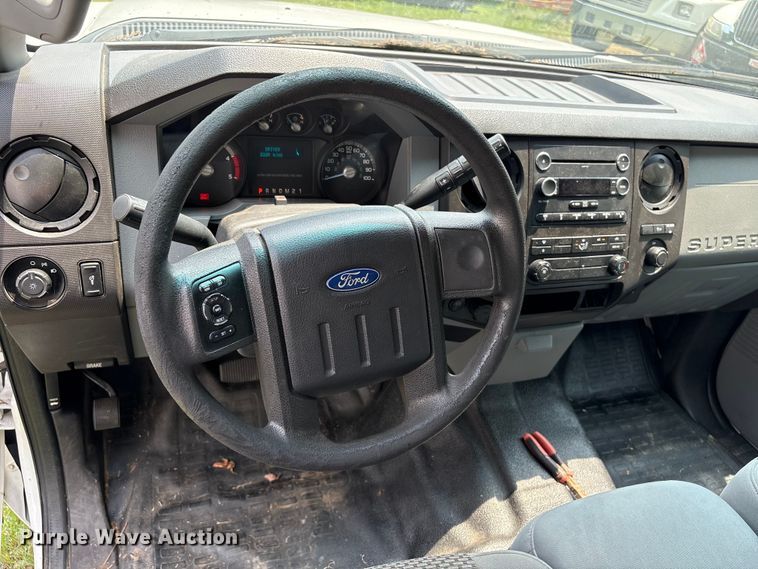 image for item DT2905 2015 Ford F250 Super Duty Ext. Cab pickup truck