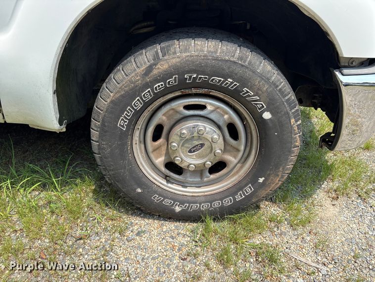 image for item DT2905 2015 Ford F250 Super Duty Ext. Cab pickup truck