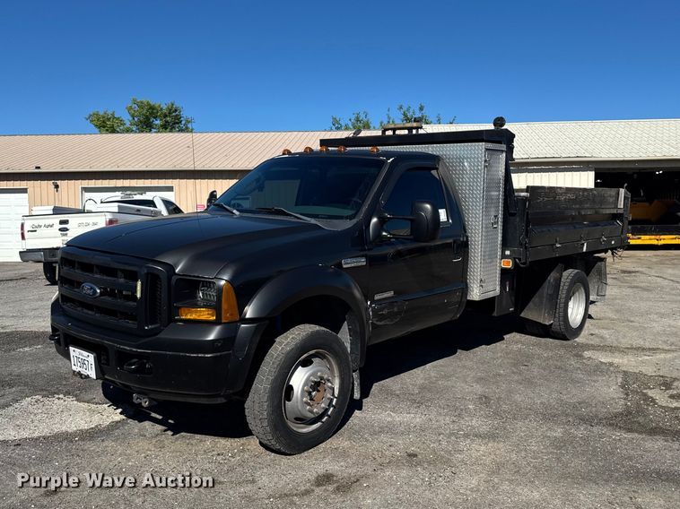 2007 Ford F550 Super Duty dump truck