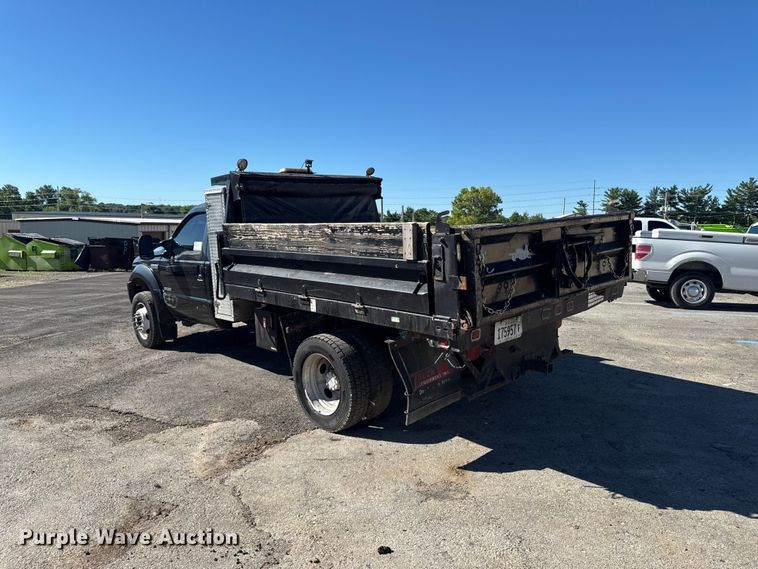 image for item DV2035 2007 Ford F550 Super Duty dump truck