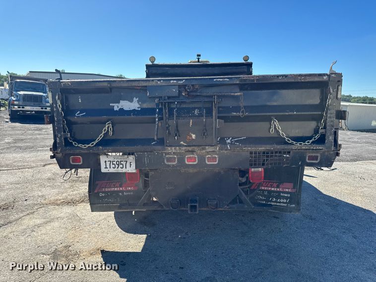 image for item DV2035 2007 Ford F550 Super Duty dump truck
