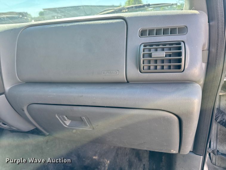 image for item DV2035 2007 Ford F550 Super Duty dump truck