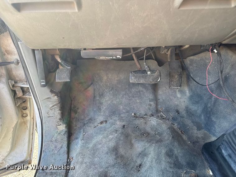 image for item DV2035 2007 Ford F550 Super Duty dump truck