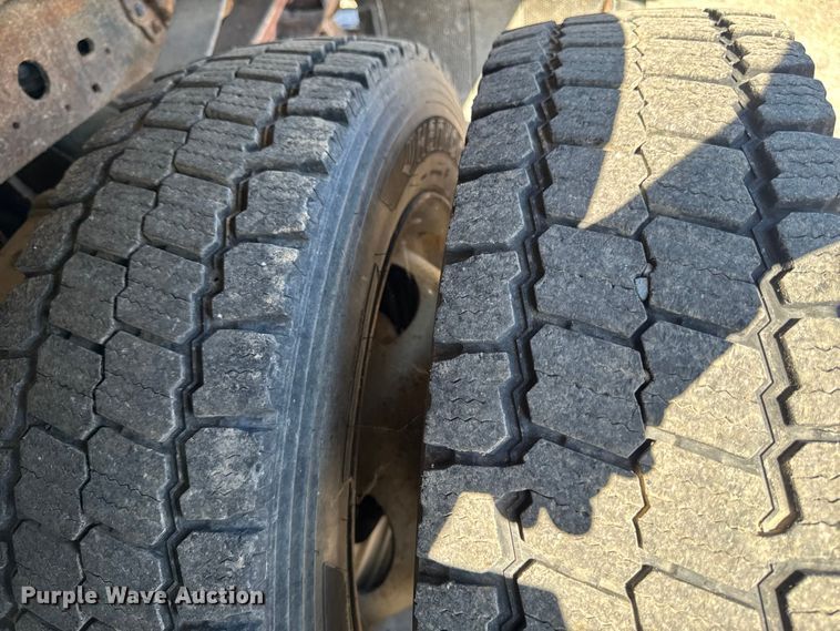 image for item DV2035 2007 Ford F550 Super Duty dump truck