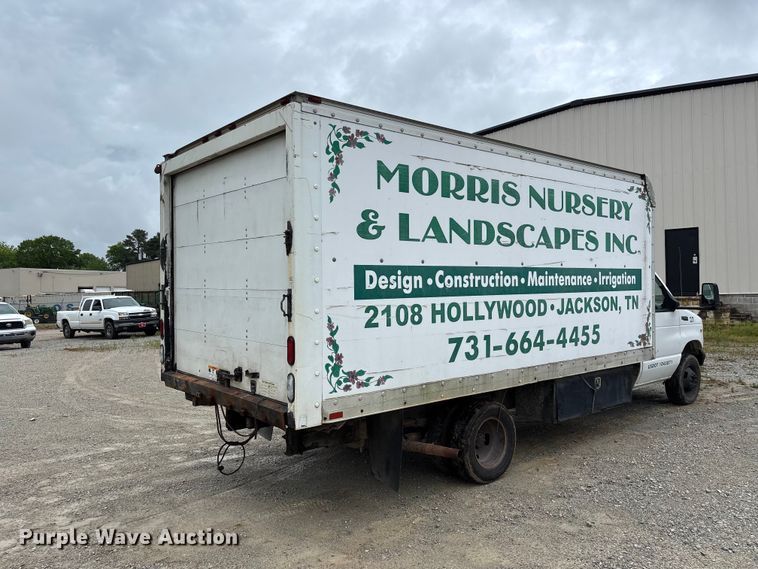 image for item DV4363 1999 Ford E350 box truck