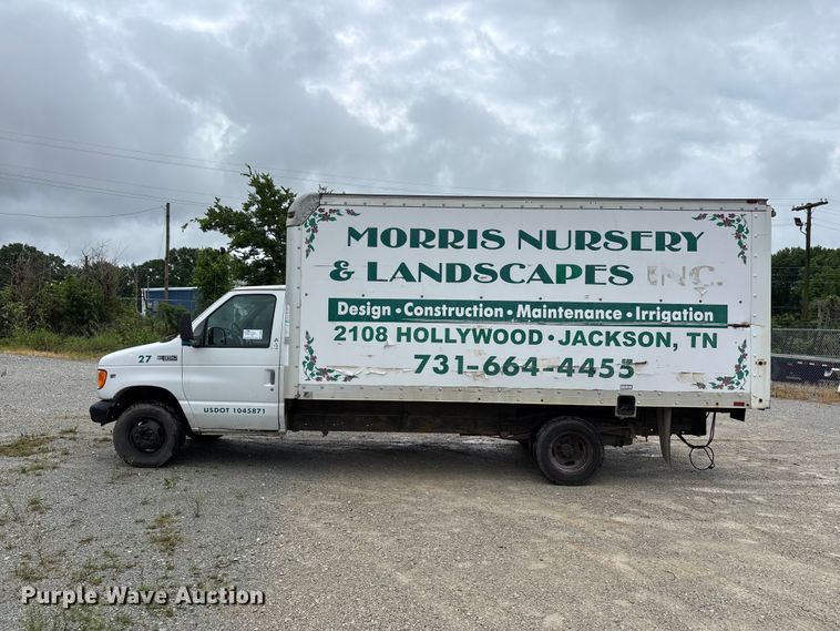 image for item DV4363 1999 Ford E350 box truck