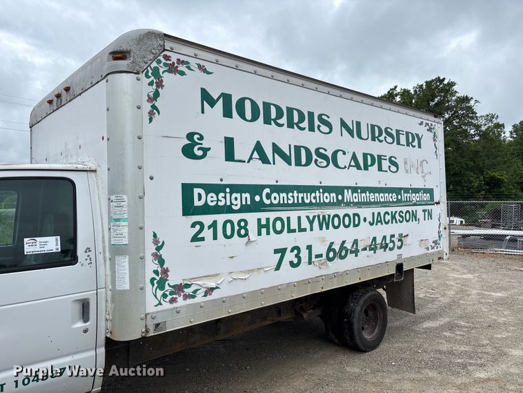 image for item DV4363 1999 Ford E350 box truck