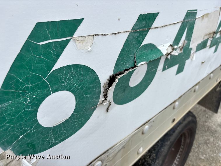 image for item DV4363 1999 Ford E350 box truck