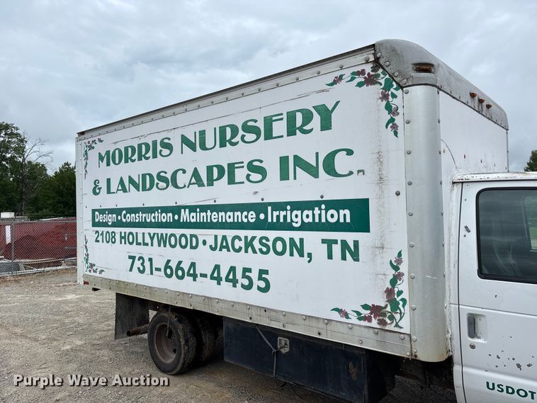 image for item DV4363 1999 Ford E350 box truck