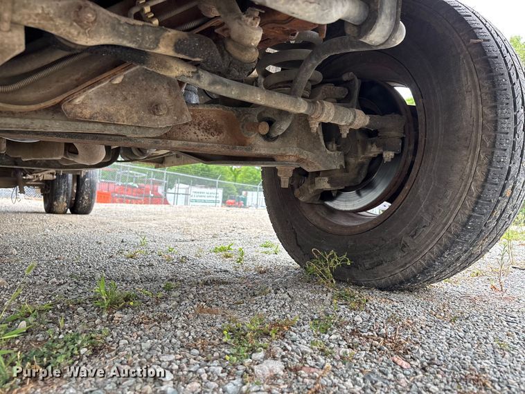 image for item DV4363 1999 Ford E350 box truck
