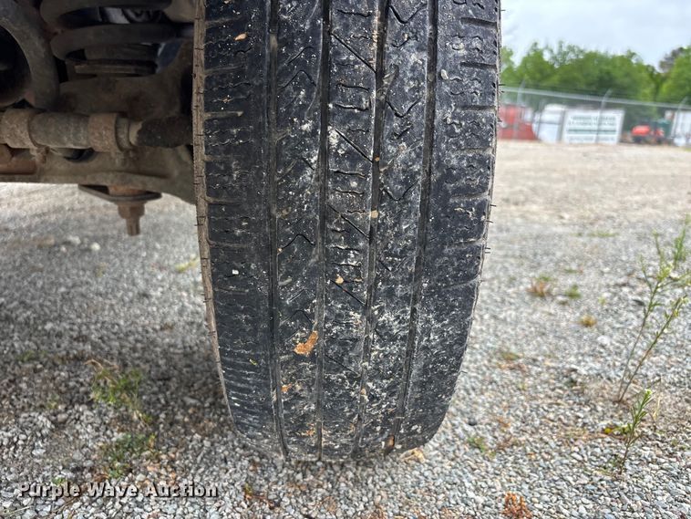 image for item DV4363 1999 Ford E350 box truck