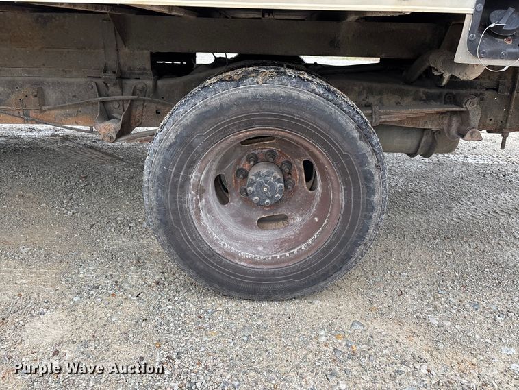 image for item DV4363 1999 Ford E350 box truck