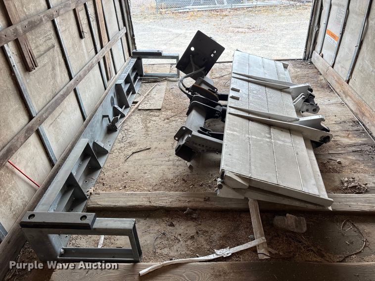 image for item DV4363 1999 Ford E350 box truck