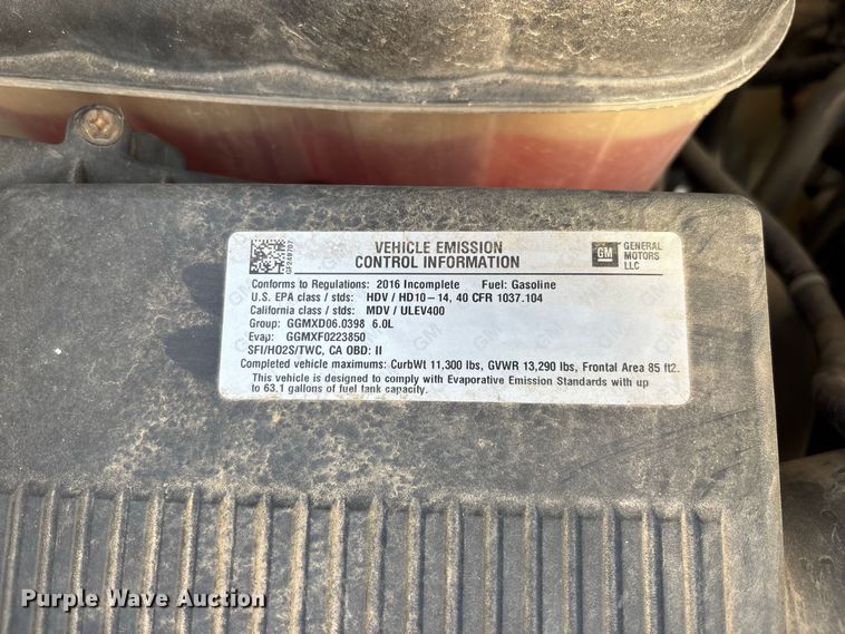 image for item DV7257 2016 Chevrolet Silverado 3500HD flatbed pickup truck