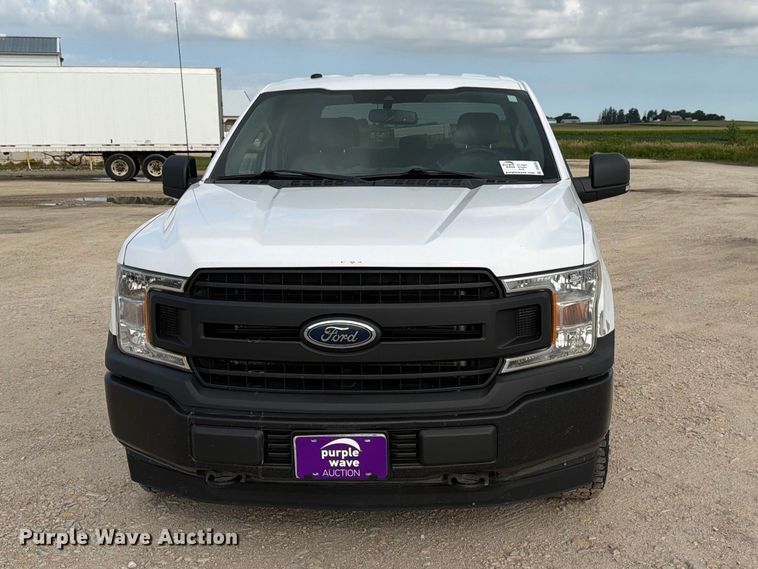 image for item DV8526 2019 Ford F150 Ext. Cab pickup truck